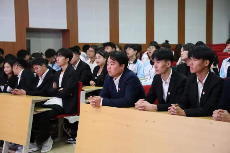 1712997786334998.jpg 640.jpg