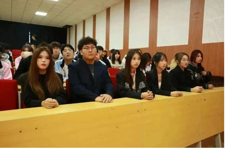 1713060788785667.png image.png